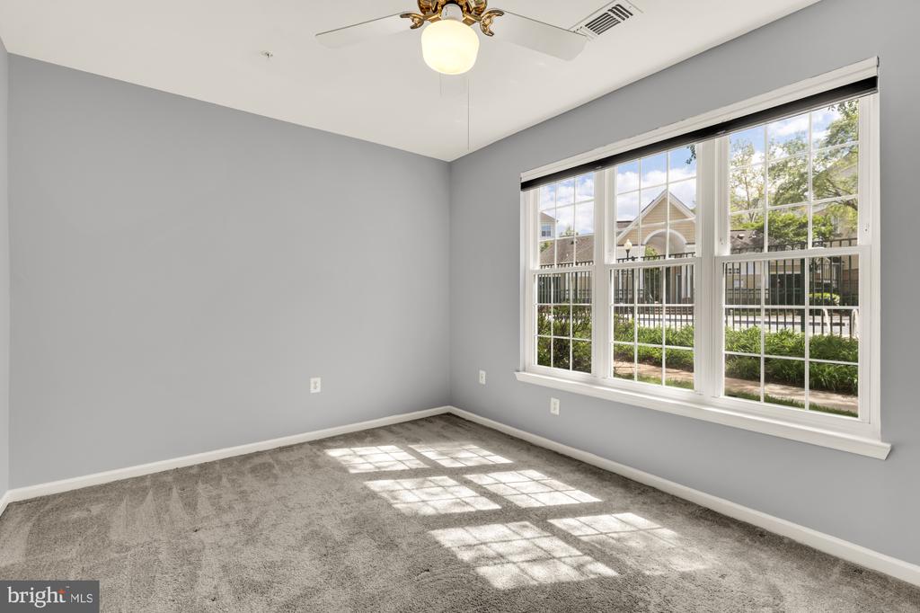 12909 ALTON SQUARE 102