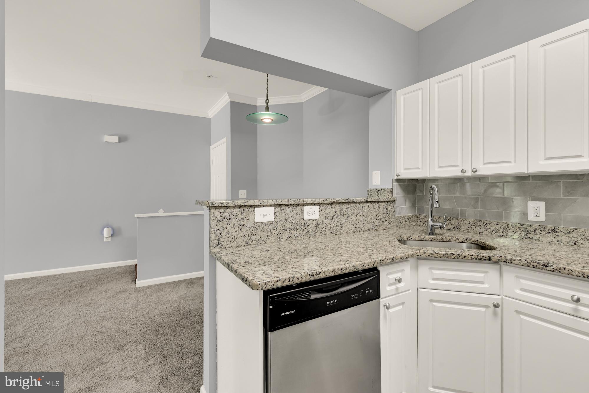 12909 ALTON SQUARE 102