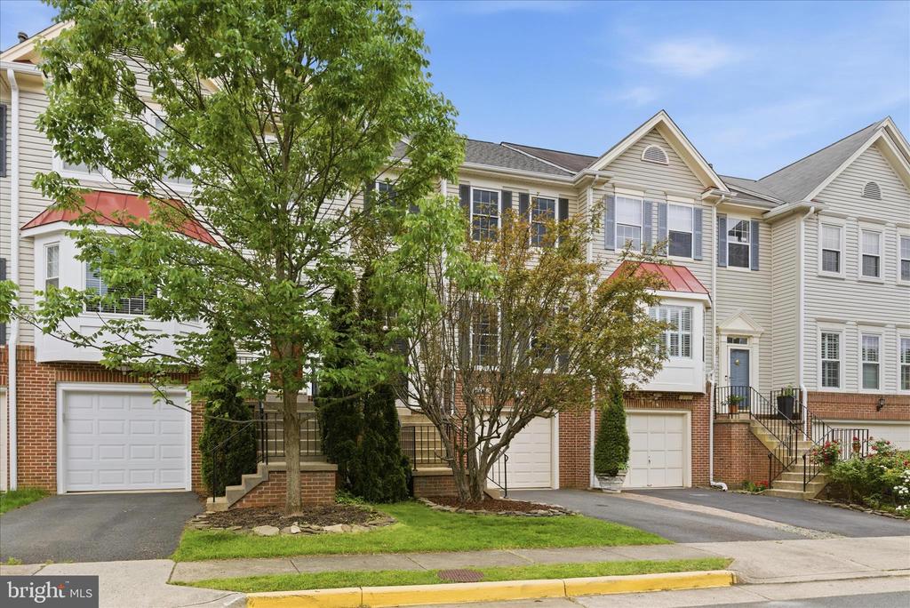 13062 QUARTZ LANE