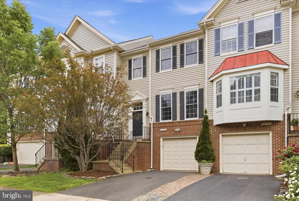 13062 QUARTZ LANE