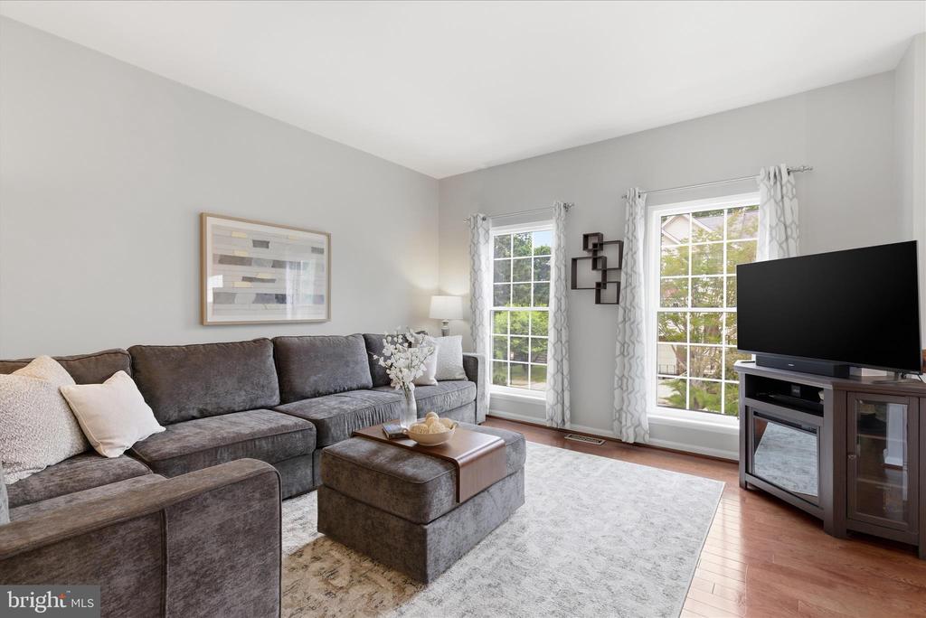 13062 QUARTZ LANE
