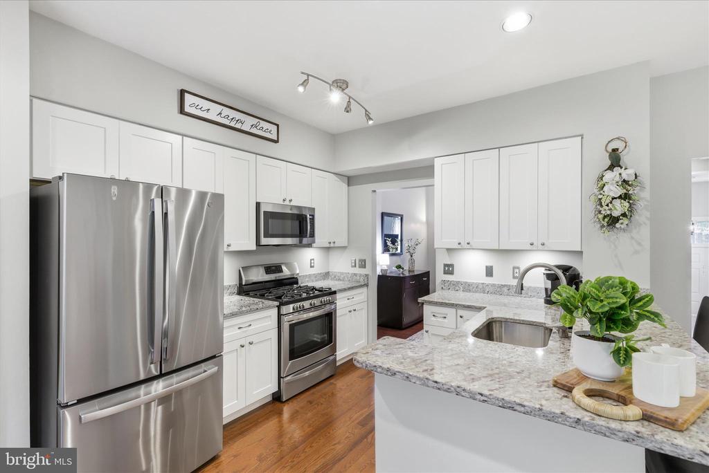 13062 QUARTZ LANE