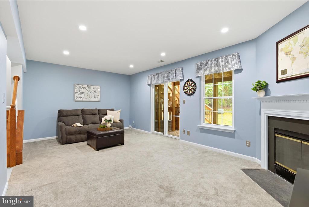 13062 QUARTZ LANE