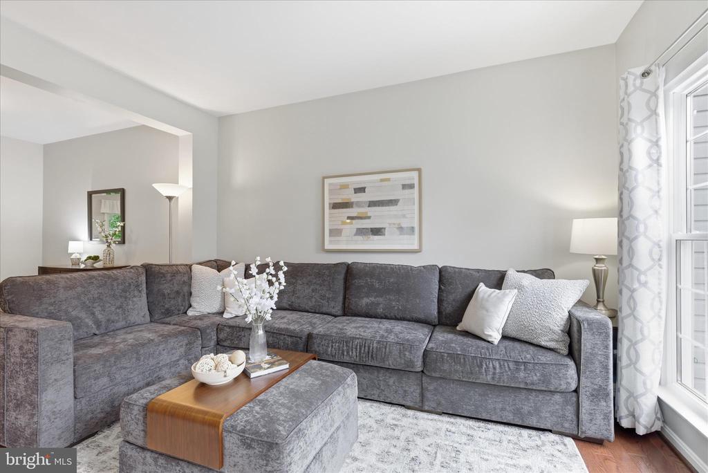 13062 QUARTZ LANE