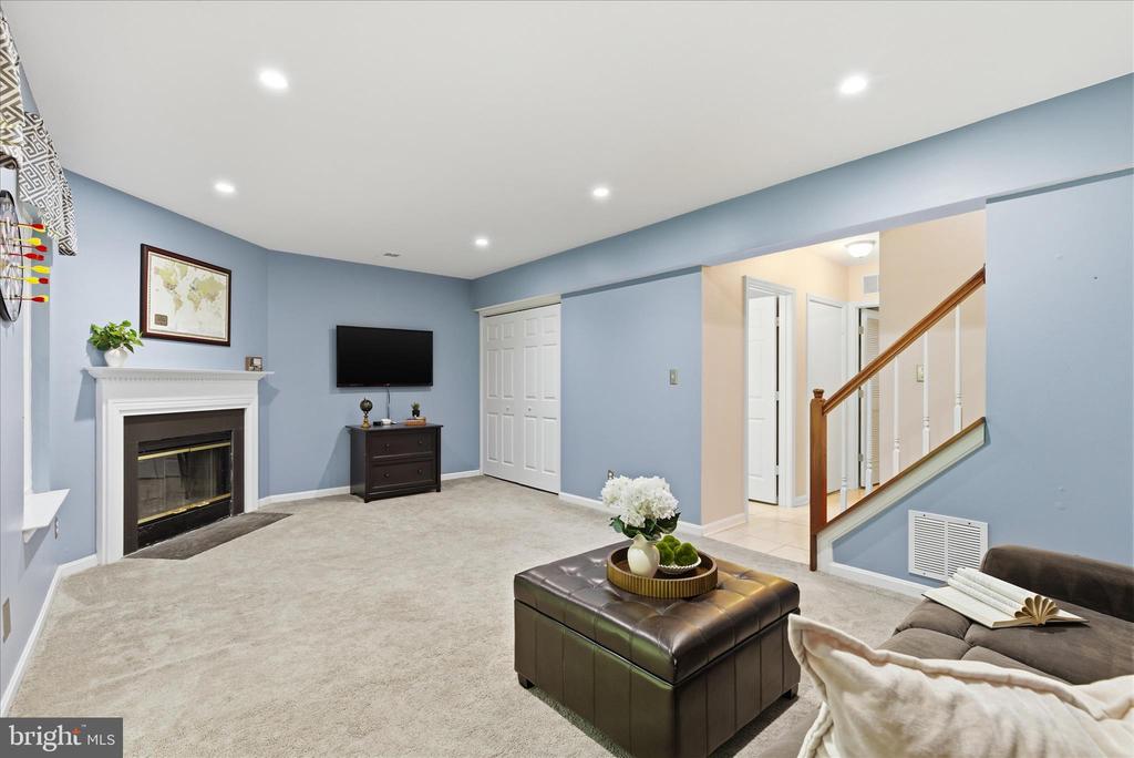 13062 QUARTZ LANE