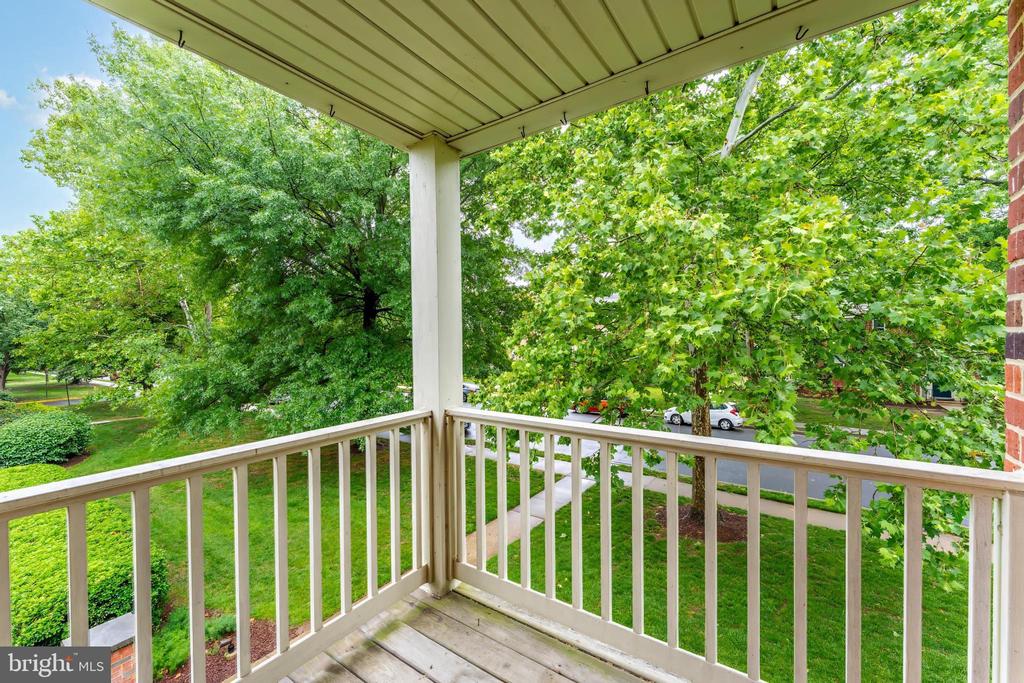 6718 W WAKEFIELD DRIVE Unit: B2