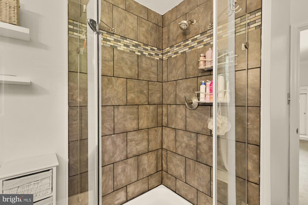 11170 FOREST EDGE DRIVE
