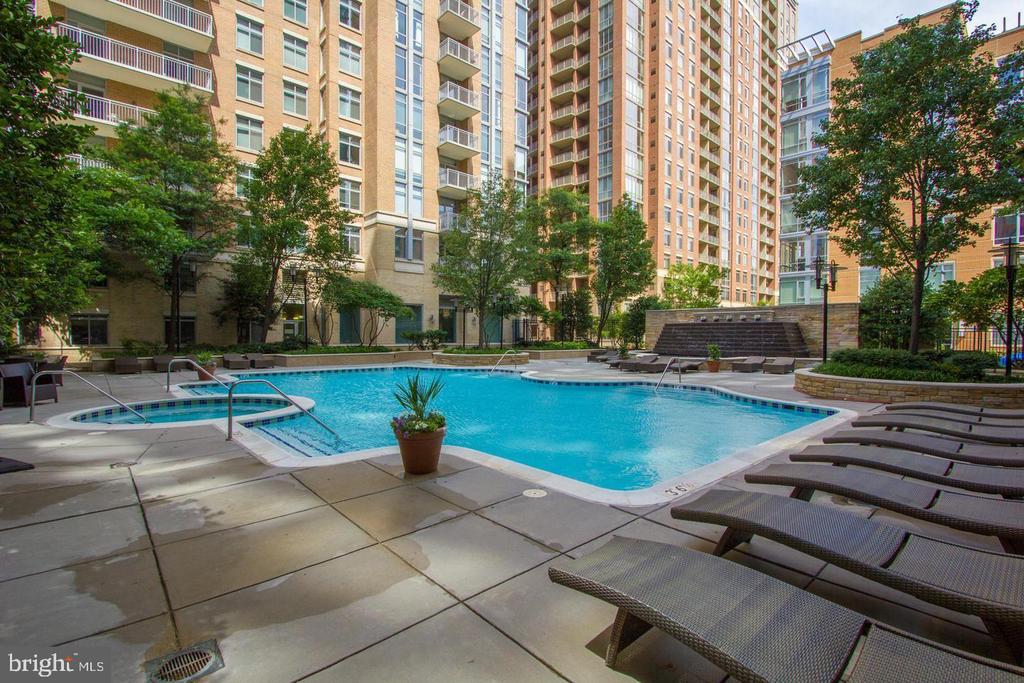 11990 MARKET STREET Unit: 1604