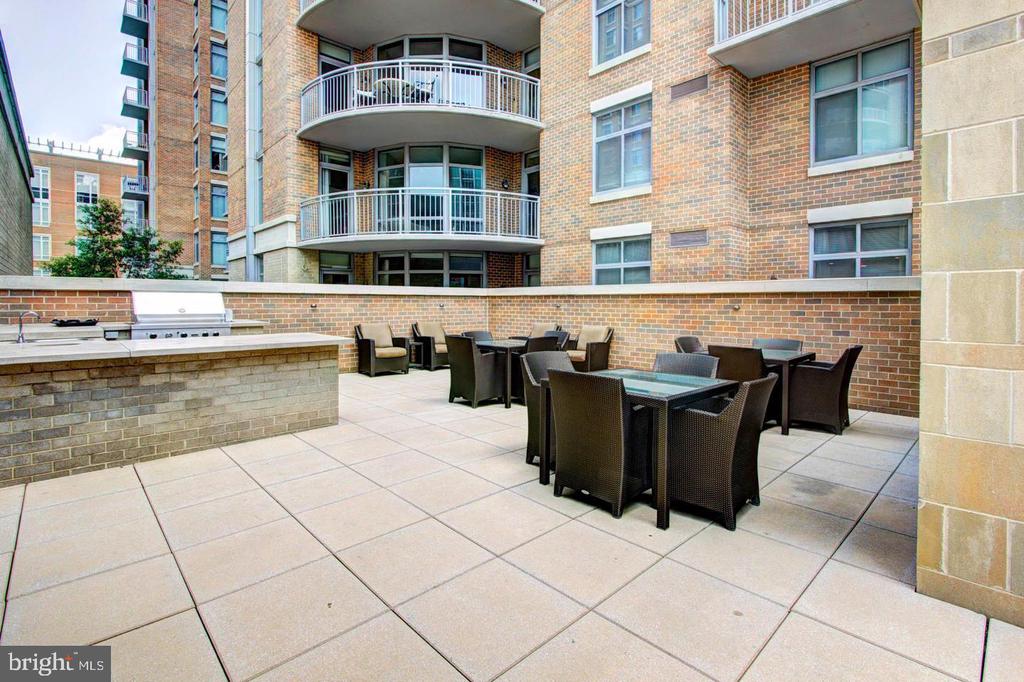 11990 MARKET STREET Unit: 1604