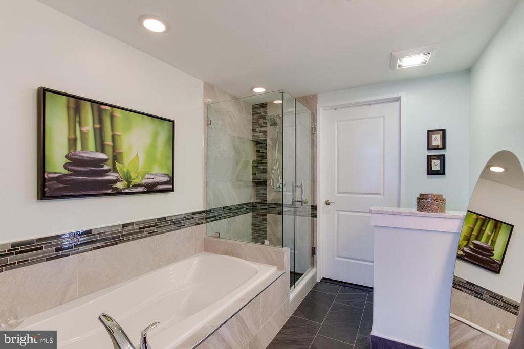 11990 MARKET STREET Unit: 1604