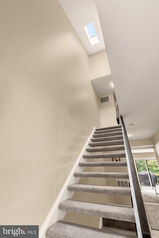 2224 WHEELWRIGHT COURT