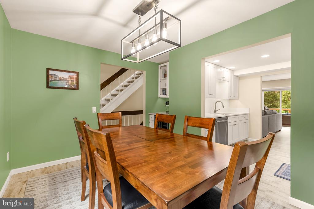 2224 WHEELWRIGHT COURT