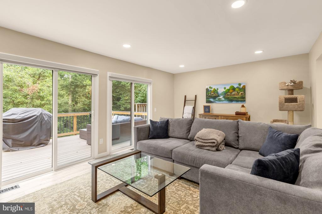 2224 WHEELWRIGHT COURT