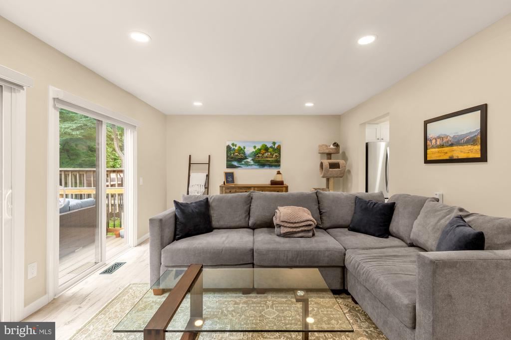2224 WHEELWRIGHT COURT