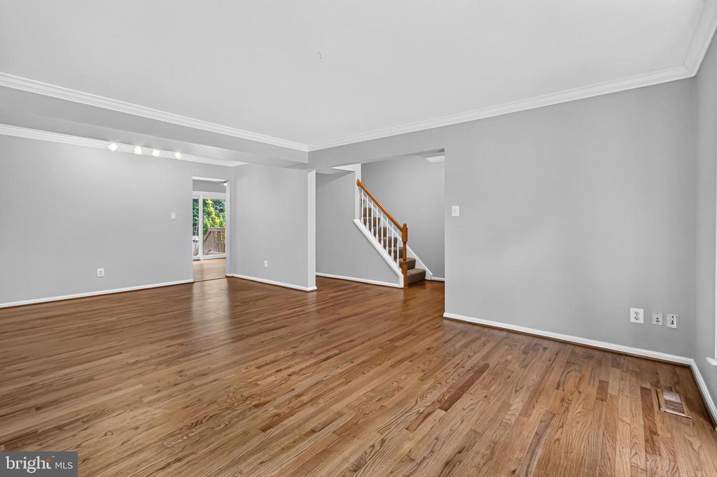 9664 SCOTCH HAVEN DRIVE
