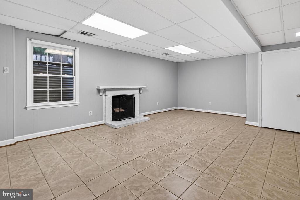 9664 SCOTCH HAVEN DRIVE