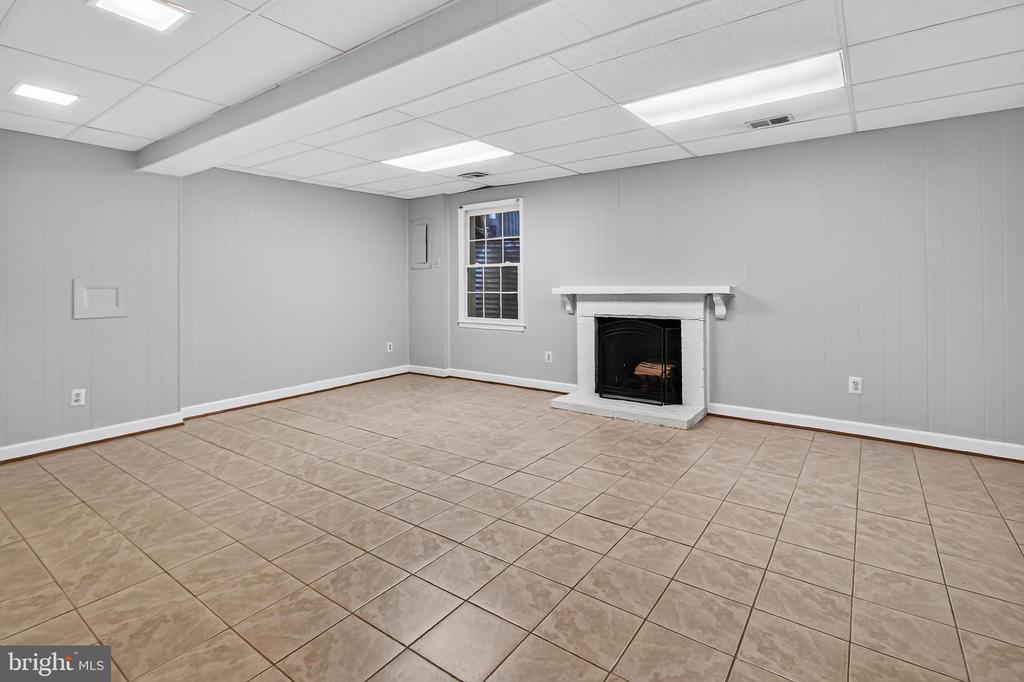 9664 SCOTCH HAVEN DRIVE