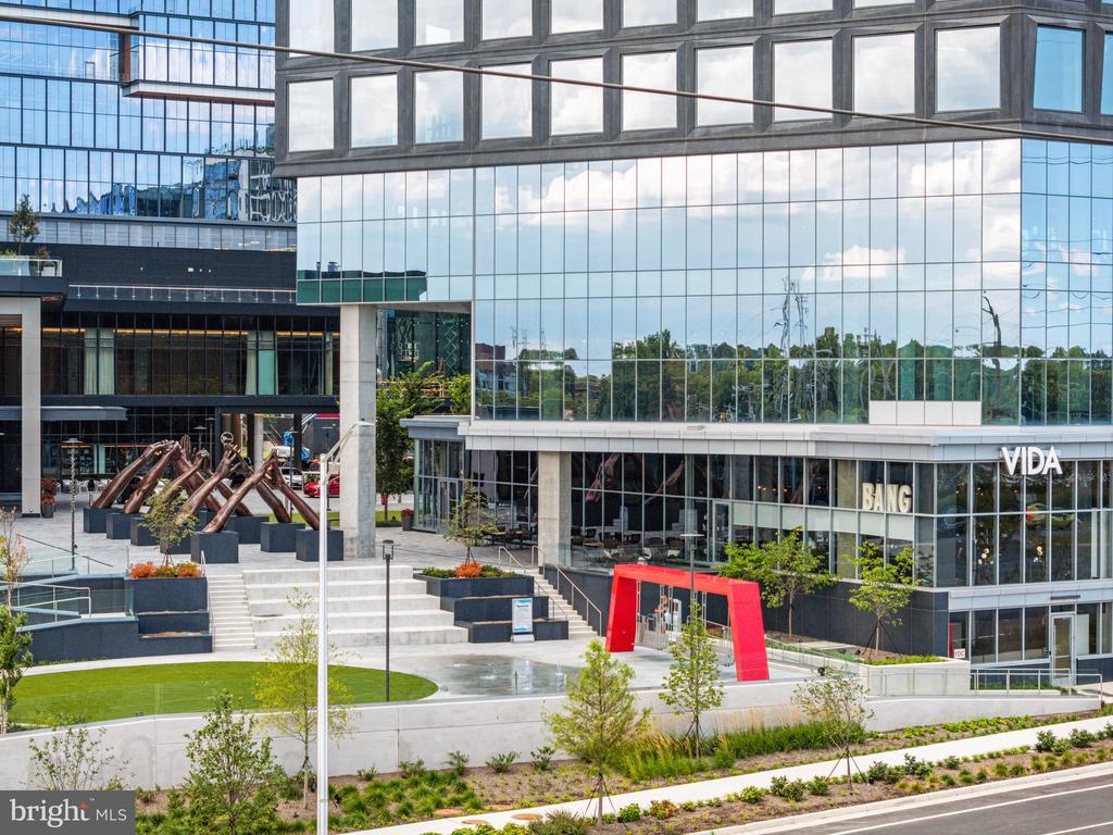 11200 RESTON STATION BOULEVARD Unit: 208