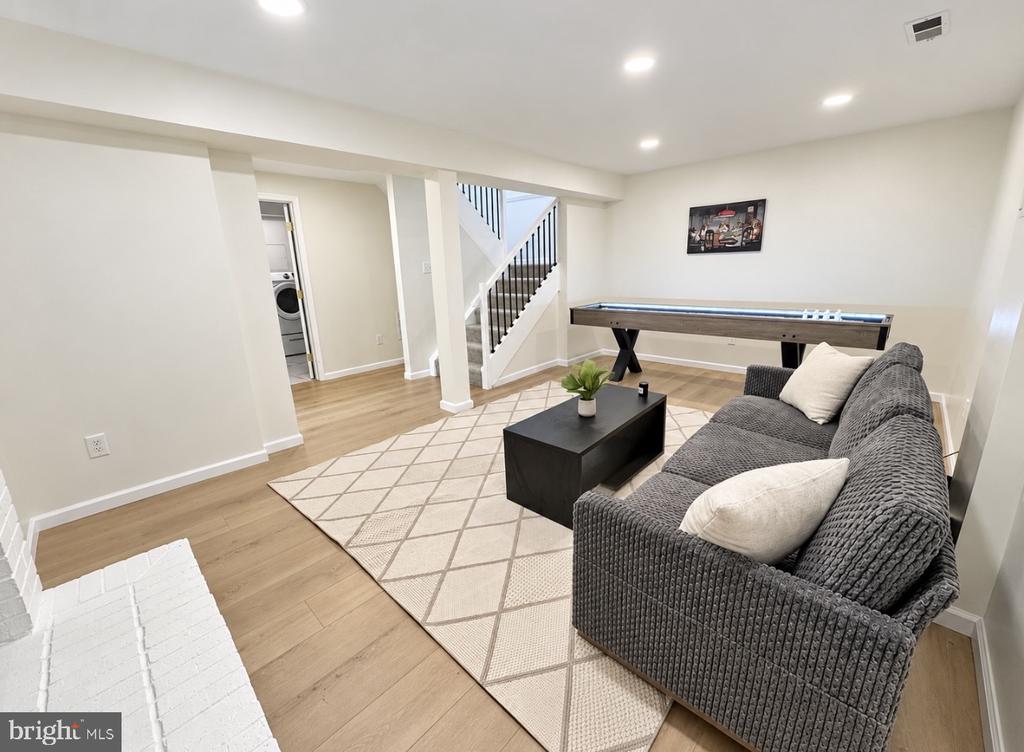 11550 IVY BUSH COURT
