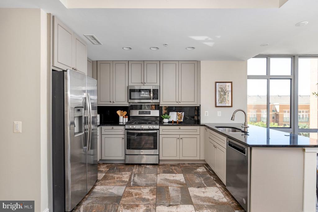 11990 MARKET STREET Unit: 417