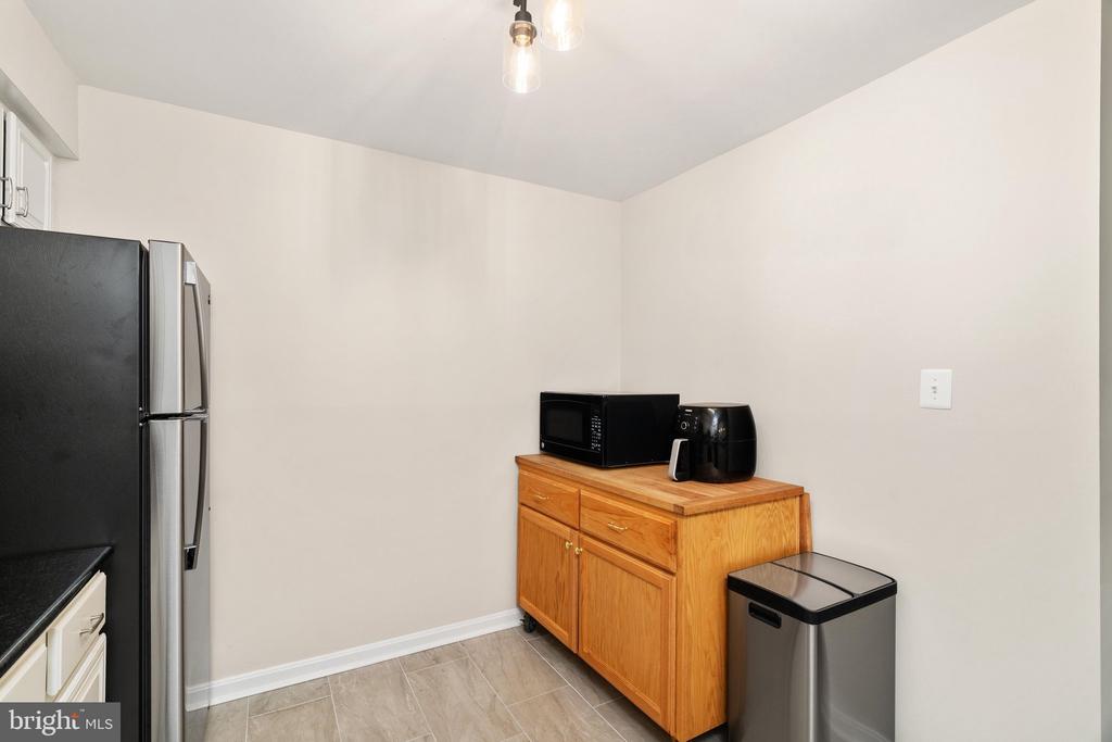 11709 KARBON HILL COURT Unit: 602A