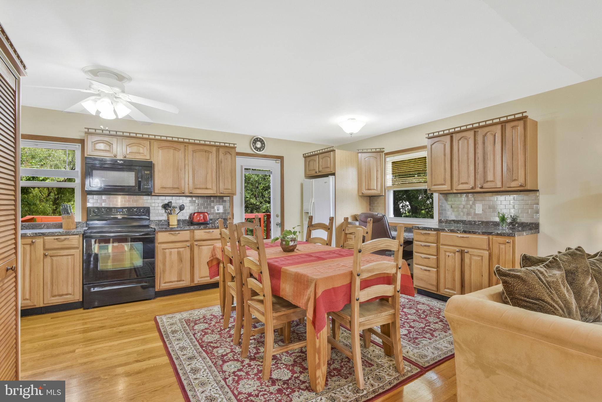 205 N Aspen Ave