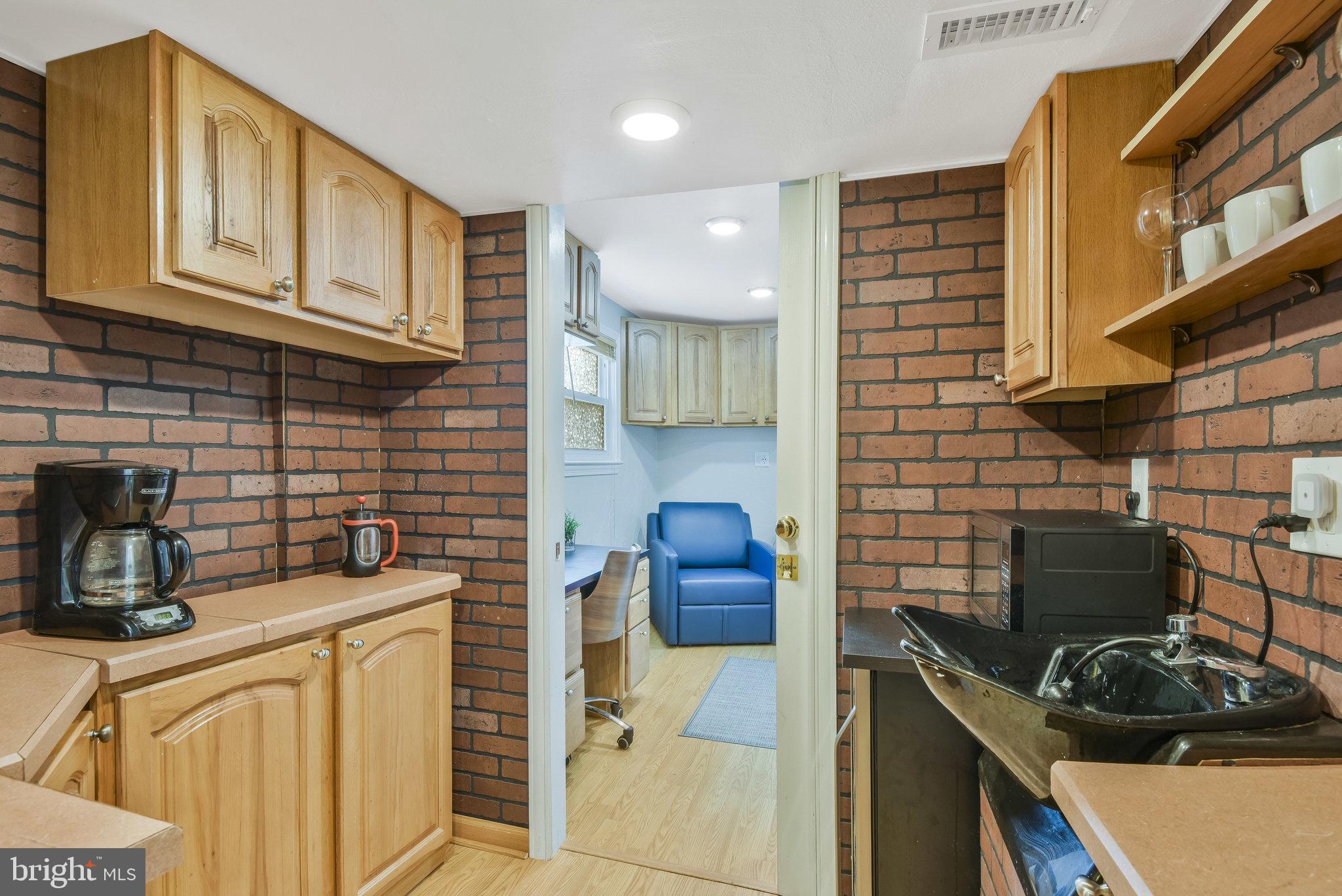 205 N Aspen Ave
