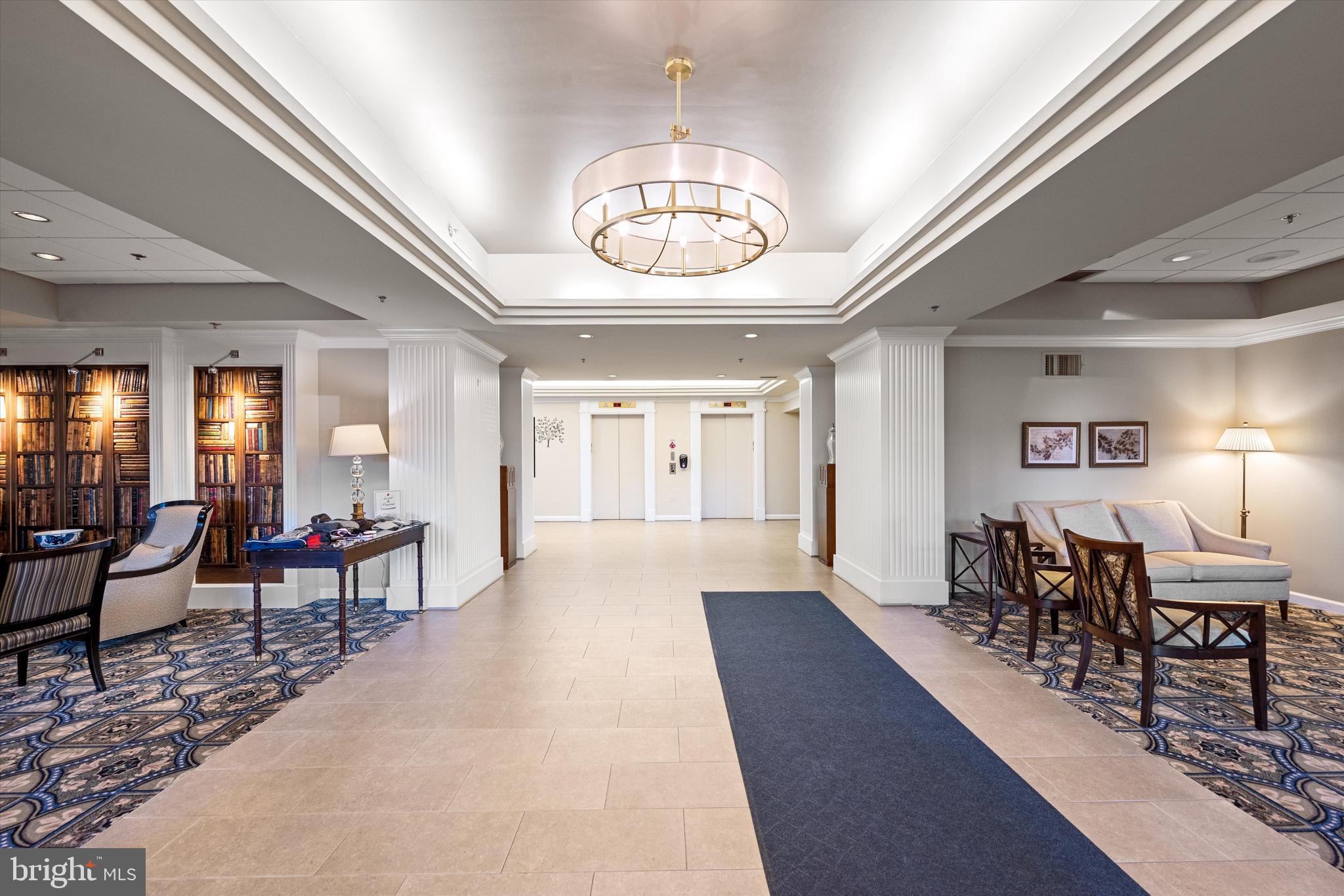 19375 Cypress Ridge Ter #806