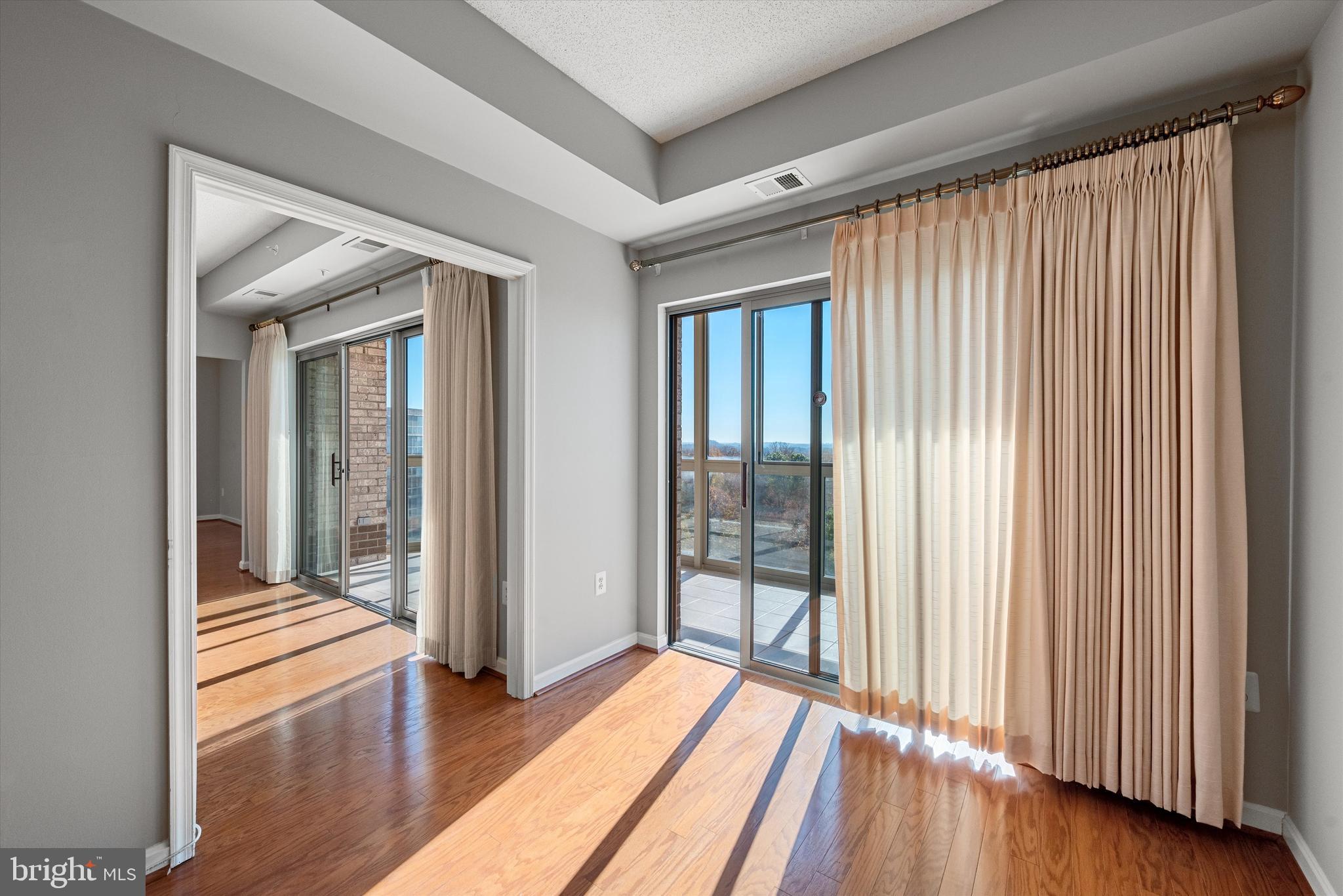 19375 Cypress Ridge Ter #806