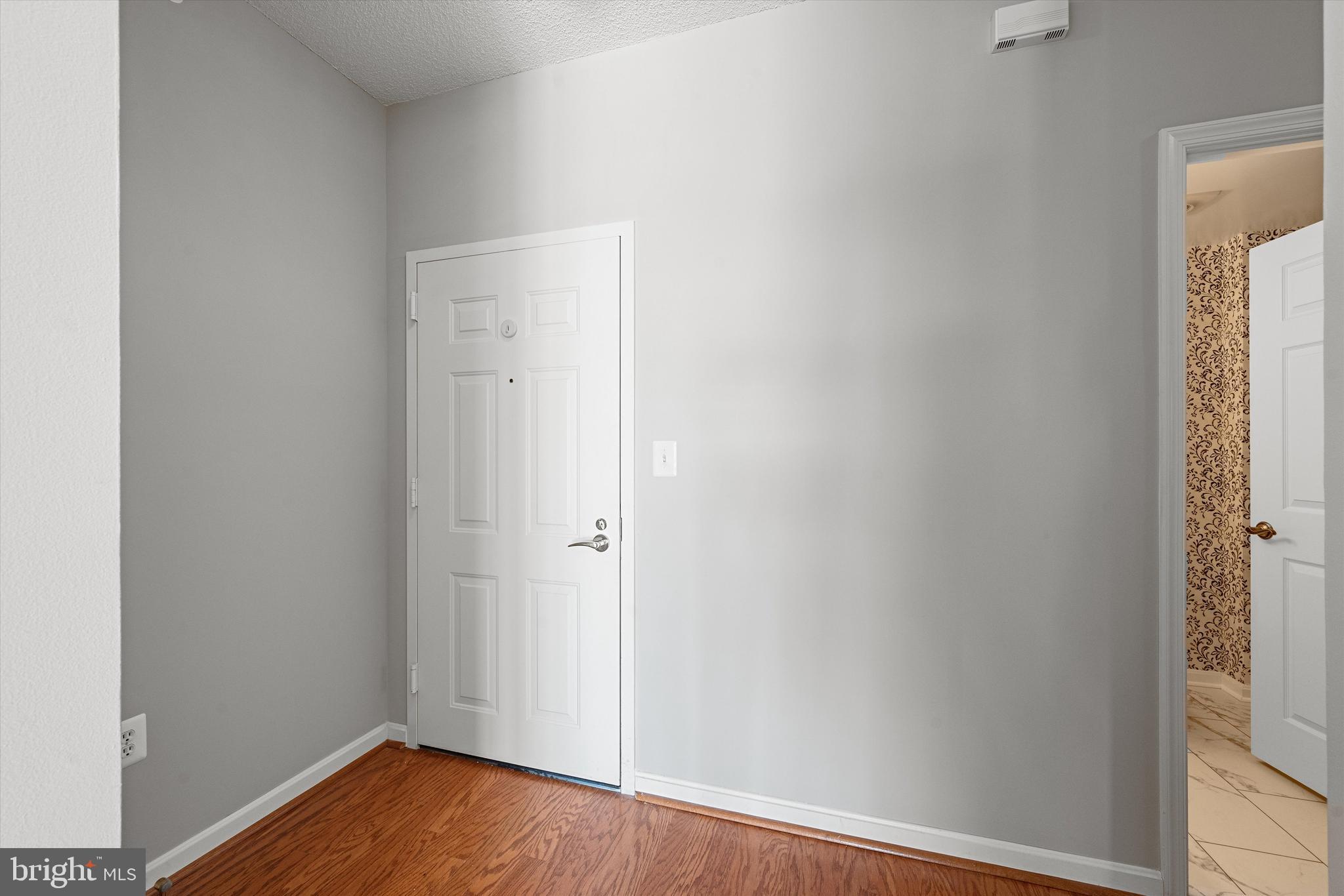 19375 Cypress Ridge Ter #806