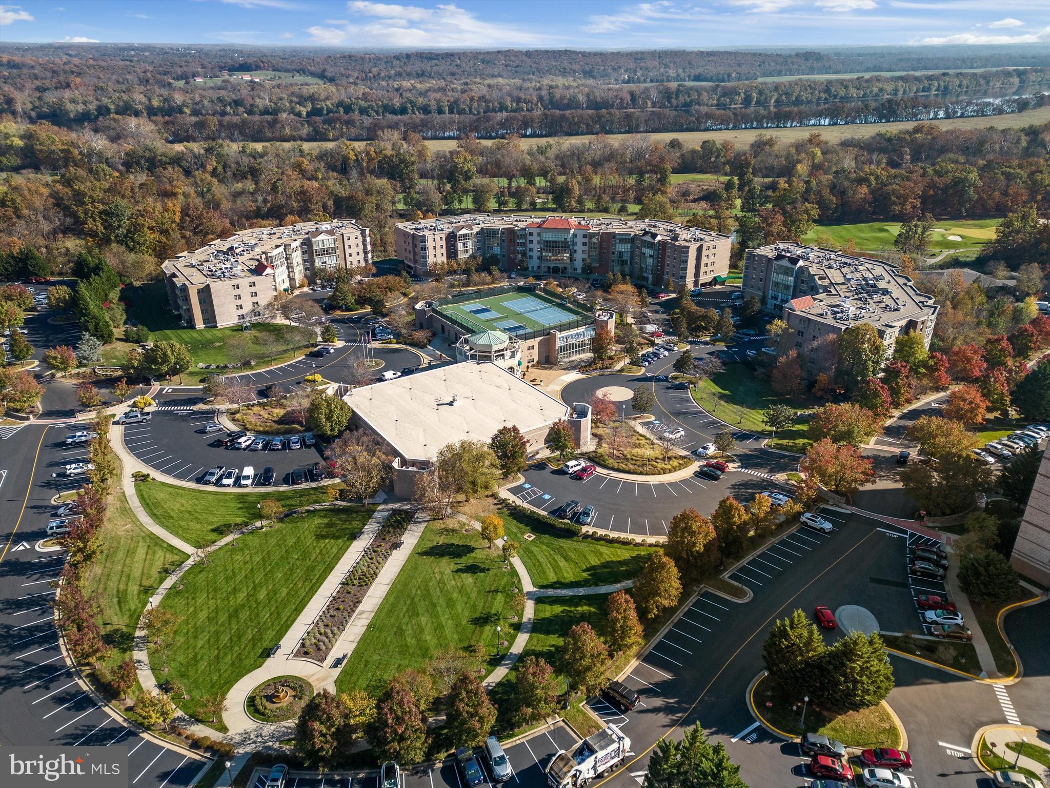 19375 Cypress Ridge Ter #806