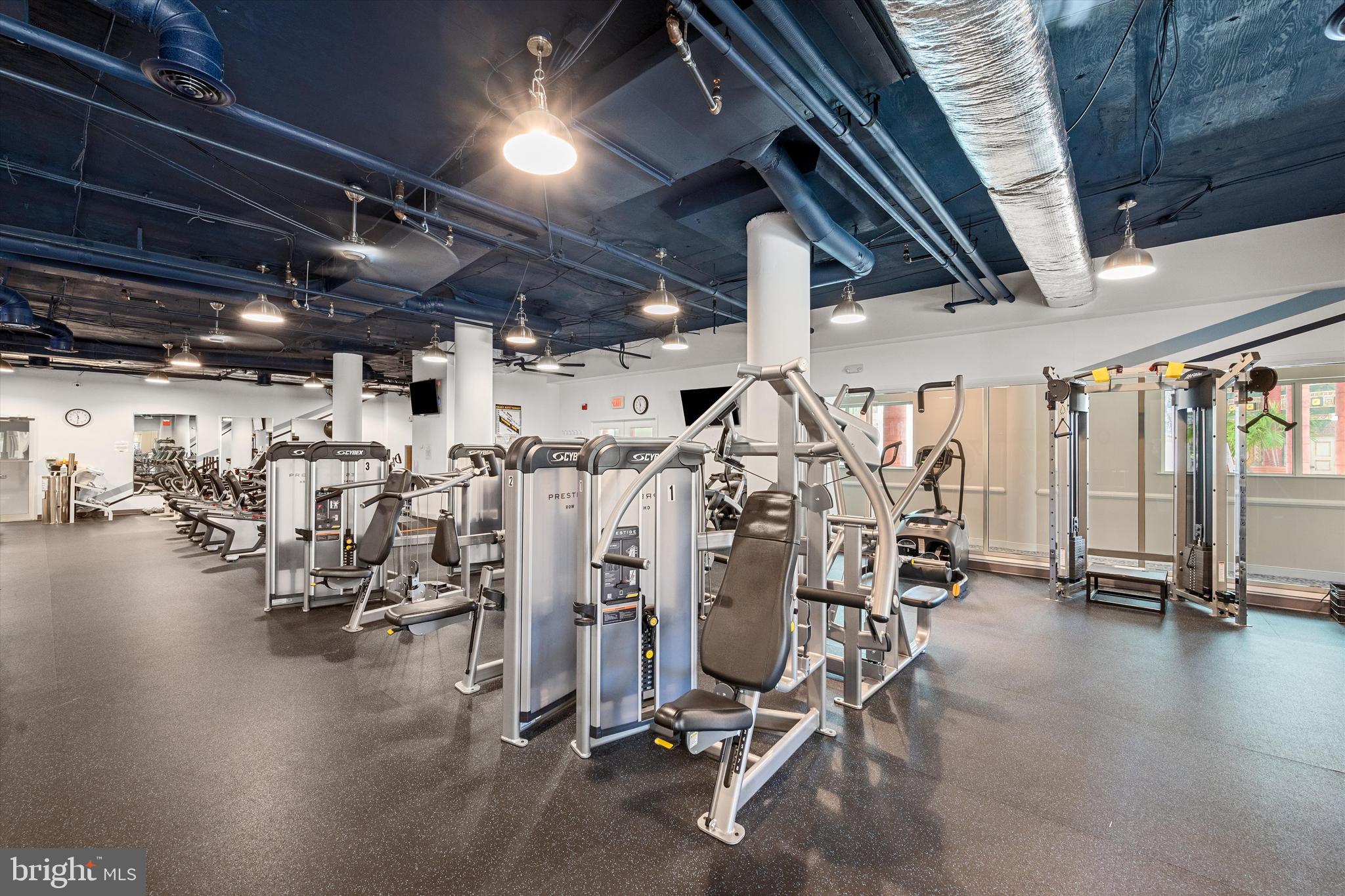 19375 Cypress Ridge Ter #806