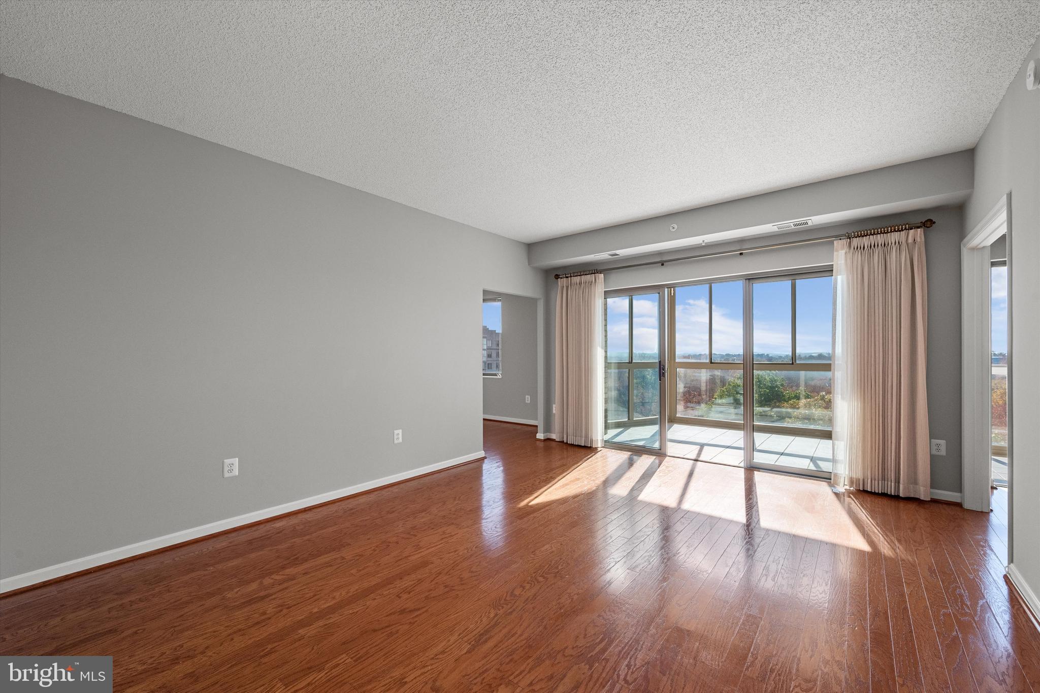 19375 Cypress Ridge Ter #806