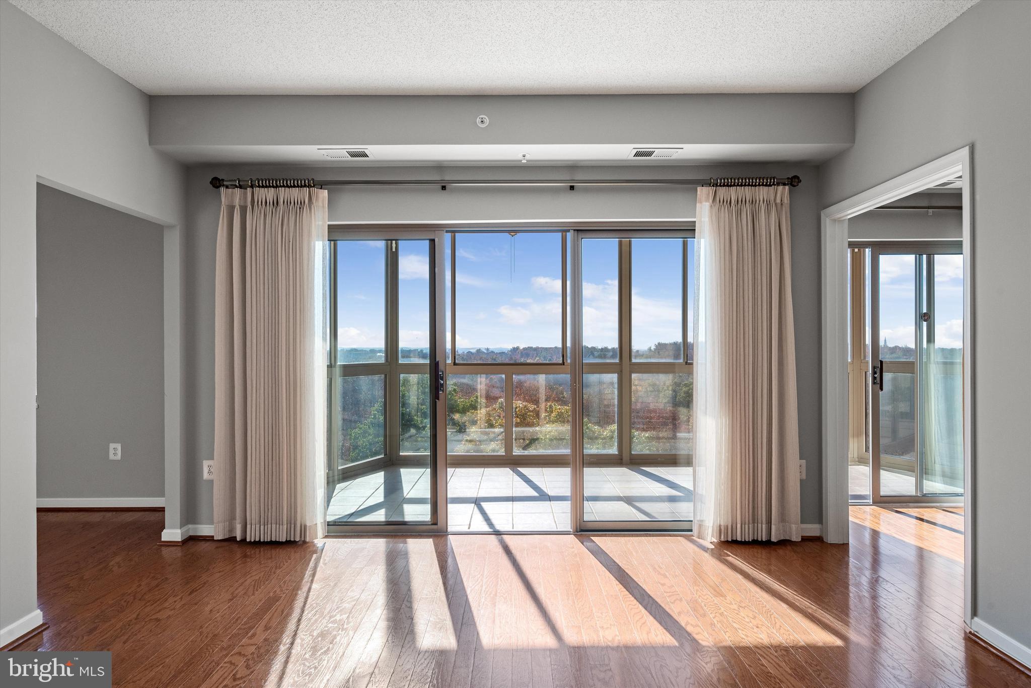 19375 Cypress Ridge Ter #806