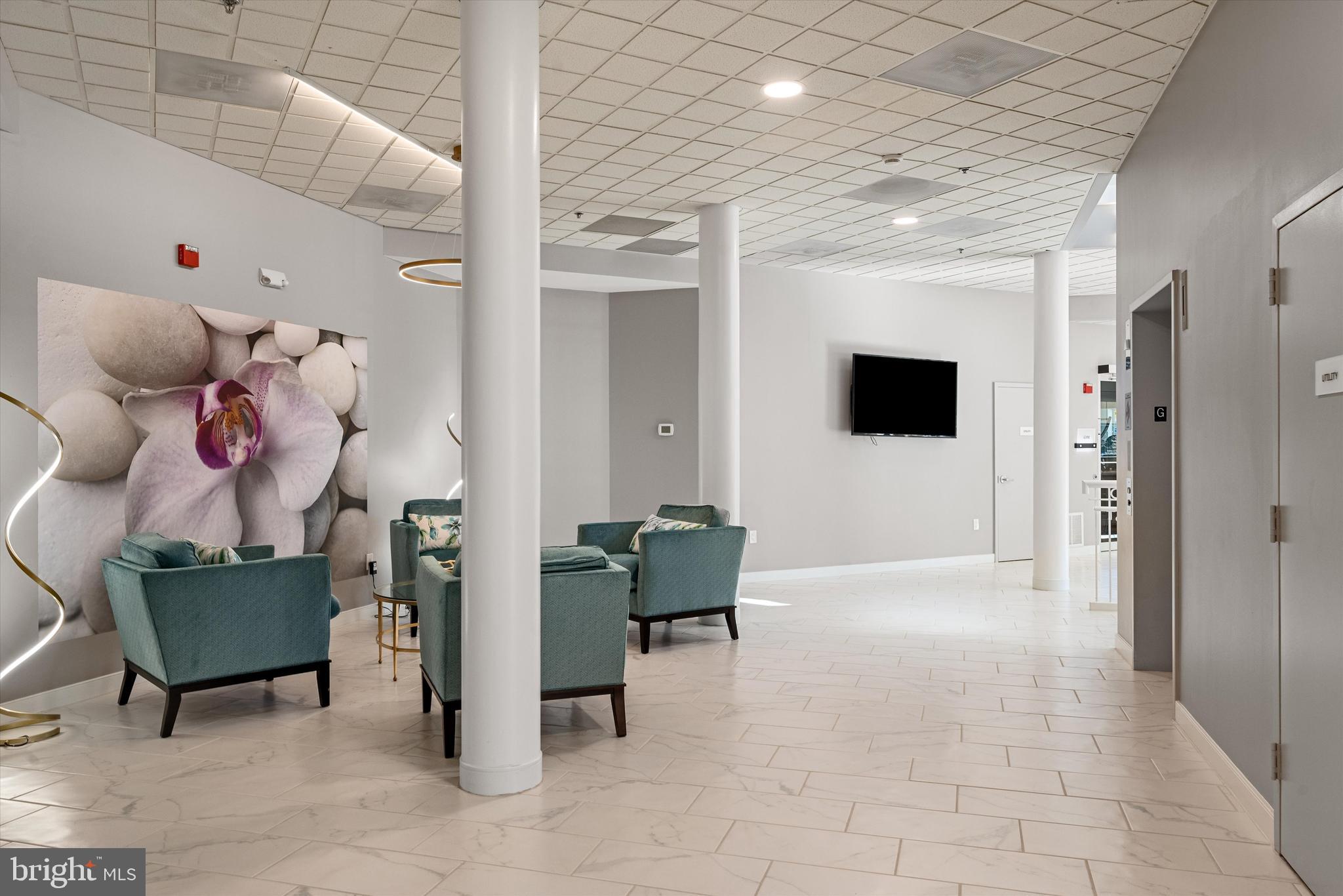 19375 Cypress Ridge Ter #806