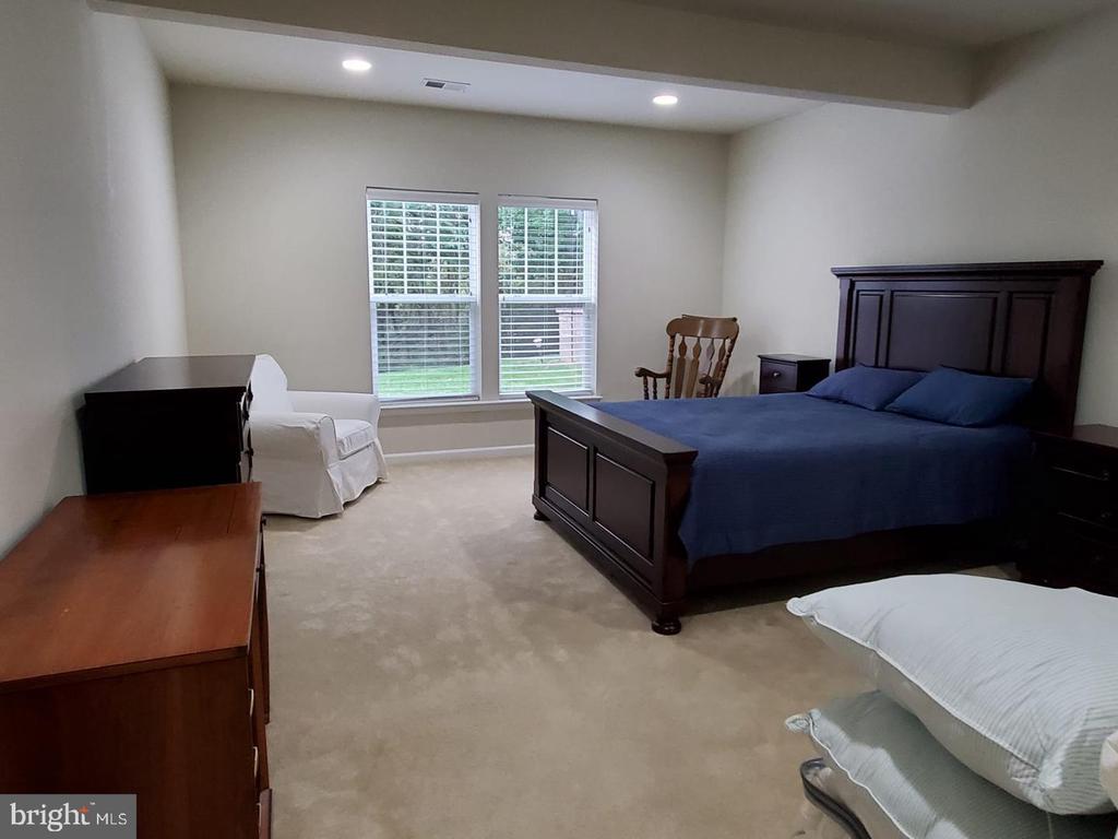 23575 CHRISTINA RIDGE SQ