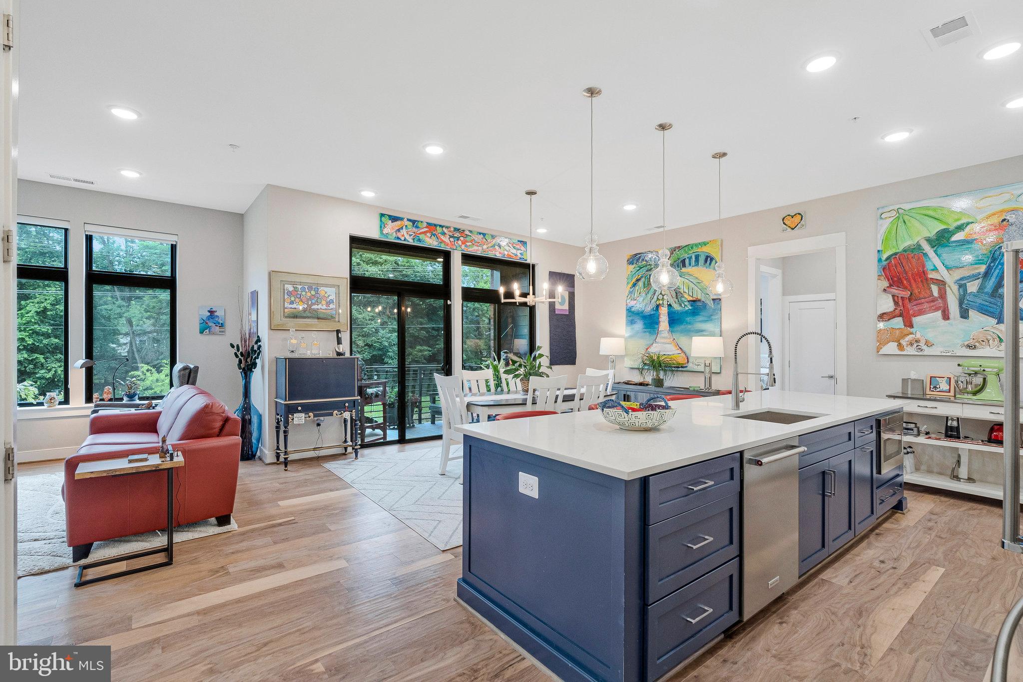 3 Stationmaster St SE #201