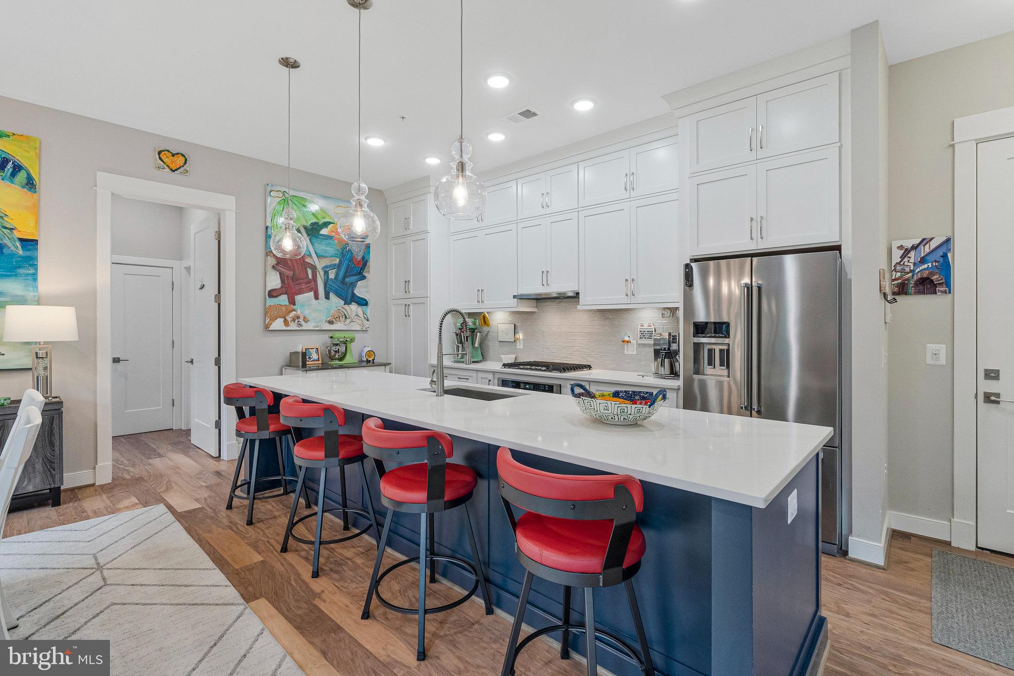 3 Stationmaster St SE #201