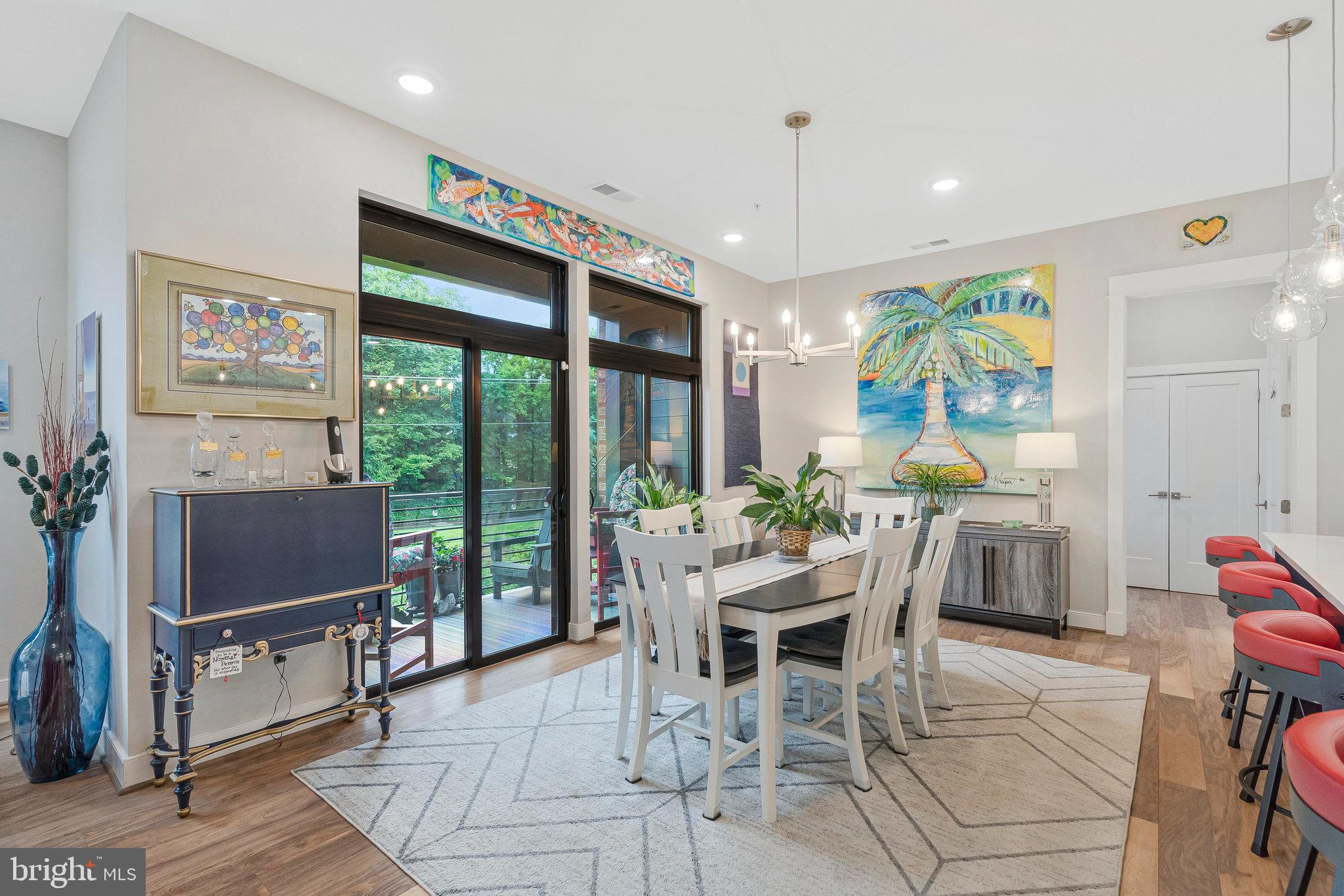 3 Stationmaster St SE #201