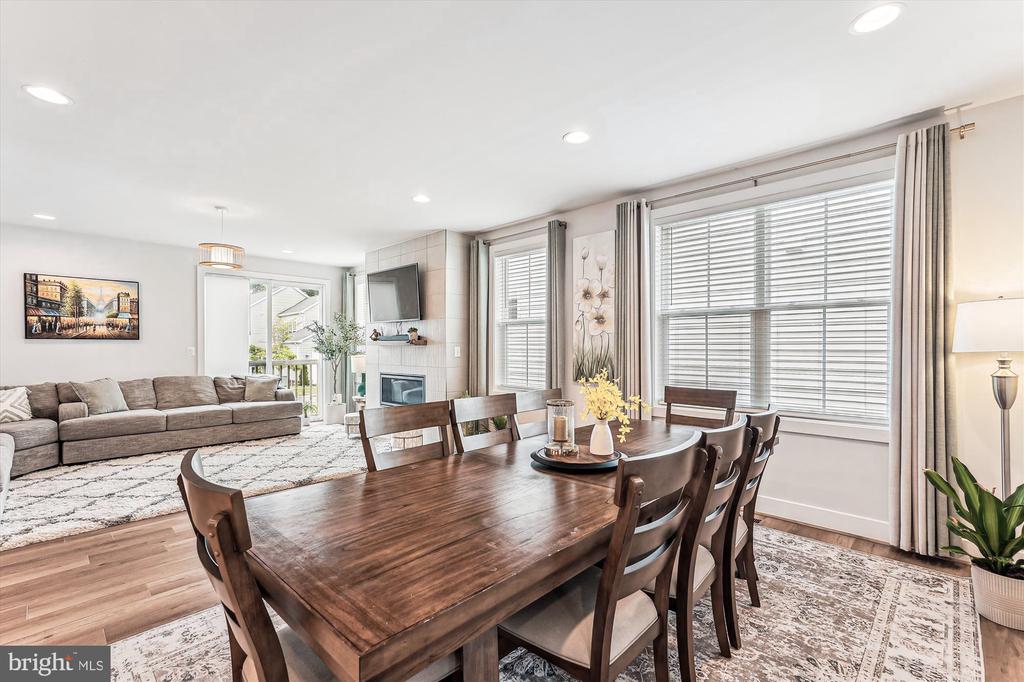 42023 SPRING AIR DR