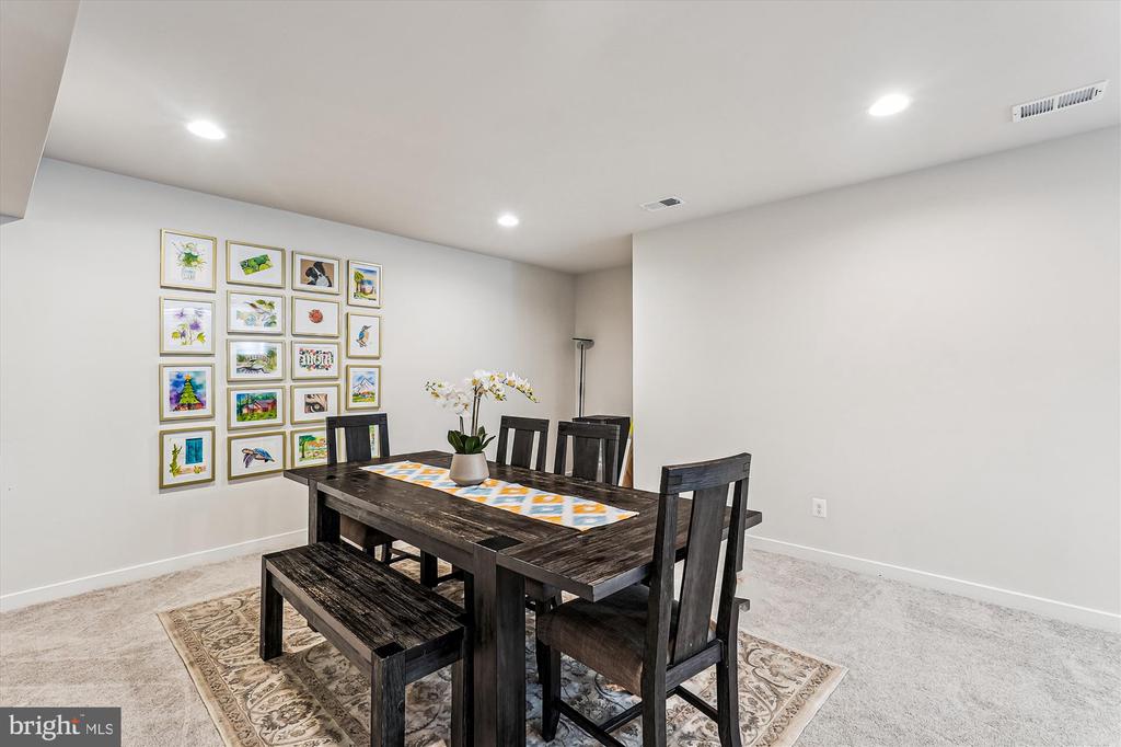 42023 SPRING AIR DR