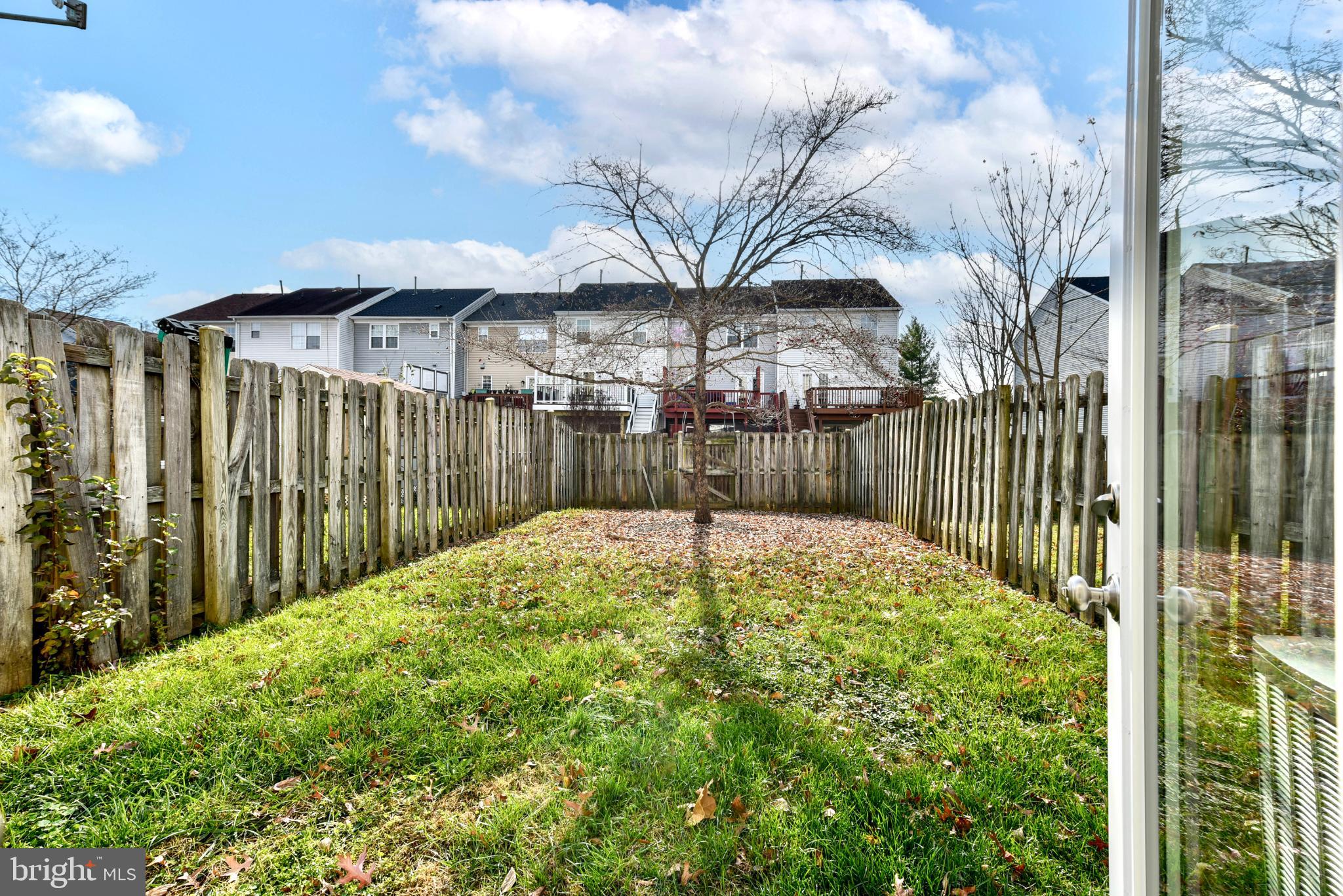 523 BLACKSBURG TERRACE NE