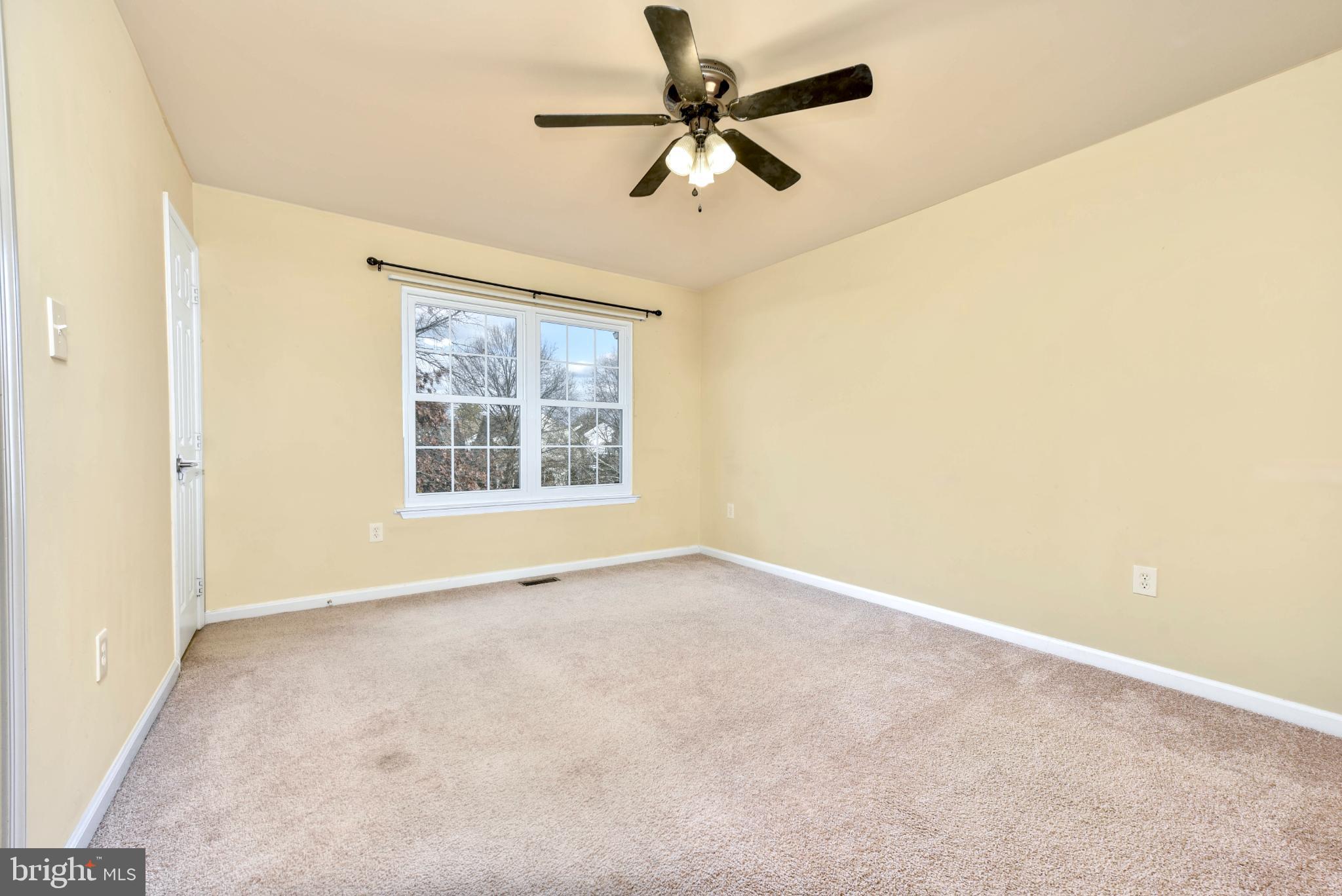523 BLACKSBURG TERRACE NE