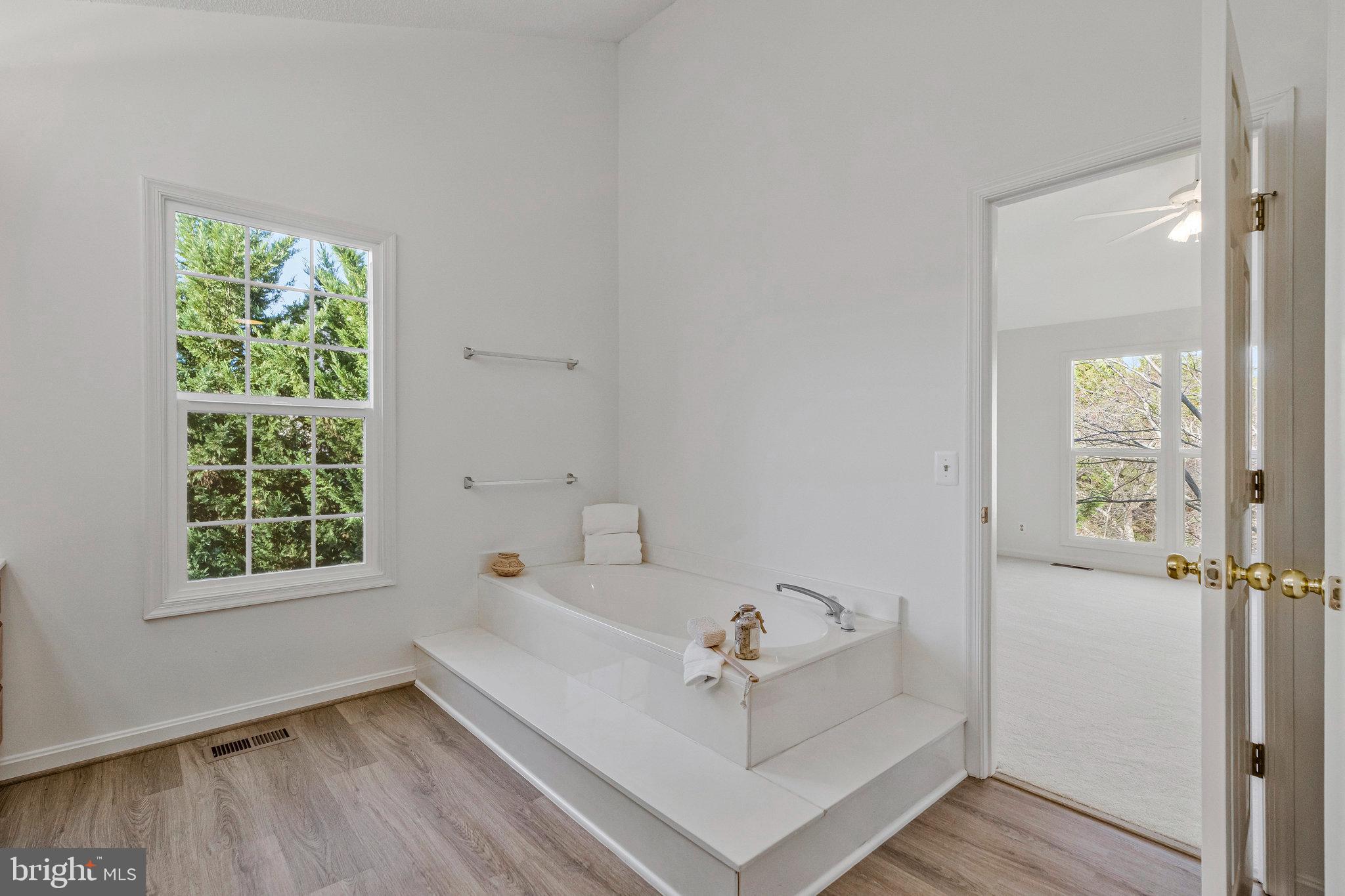 714 CLAIRMONT COURT NE