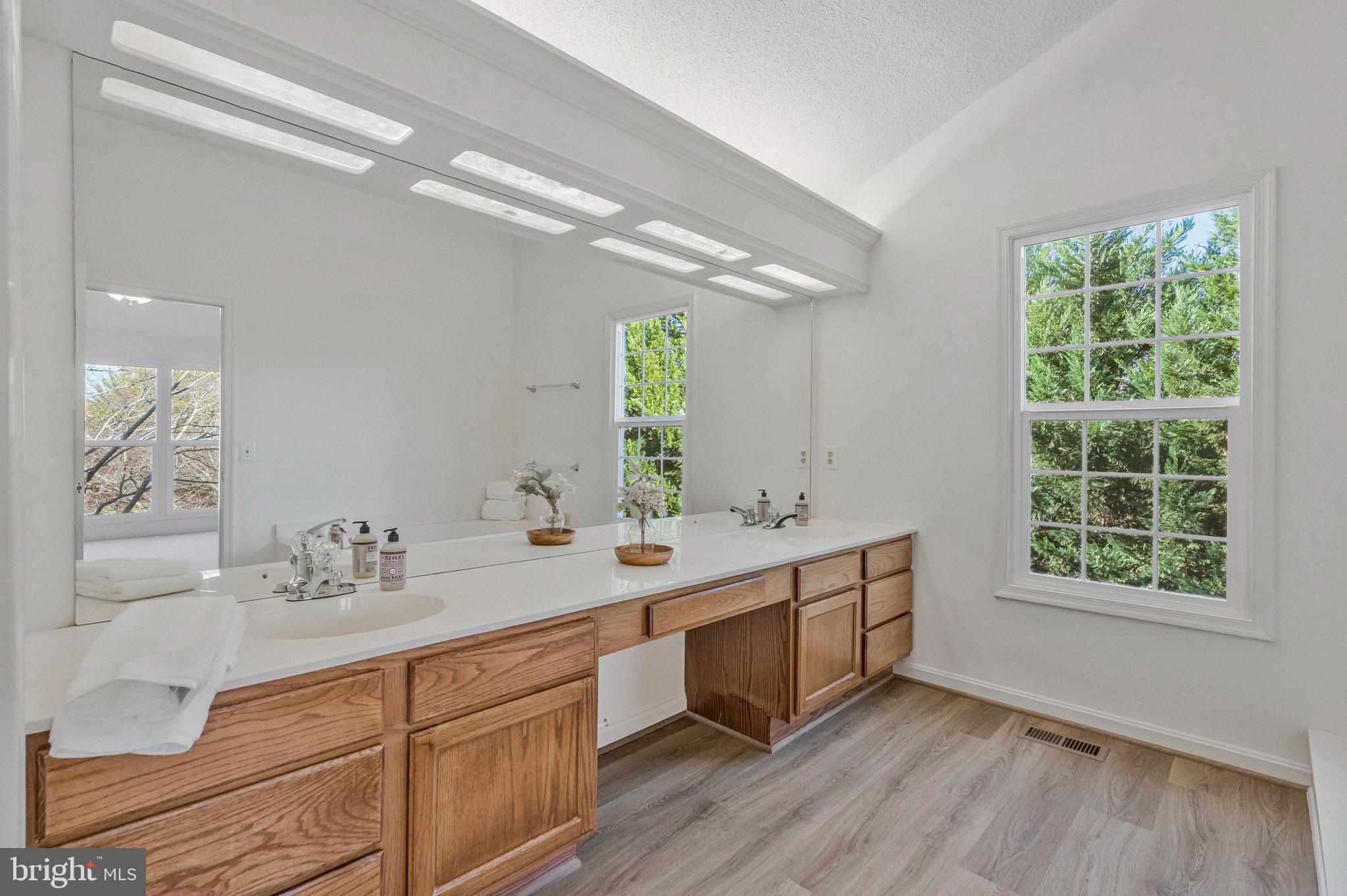 714 CLAIRMONT COURT NE