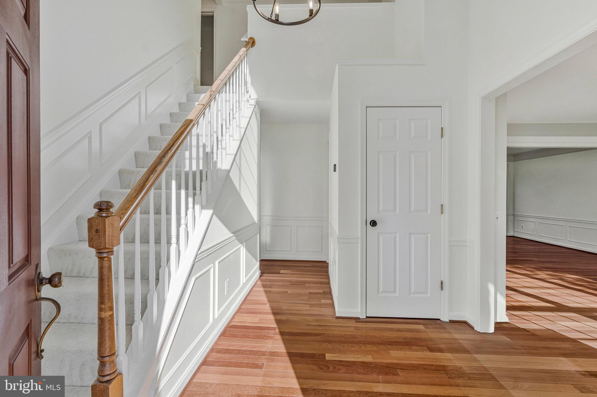 714 CLAIRMONT COURT NE