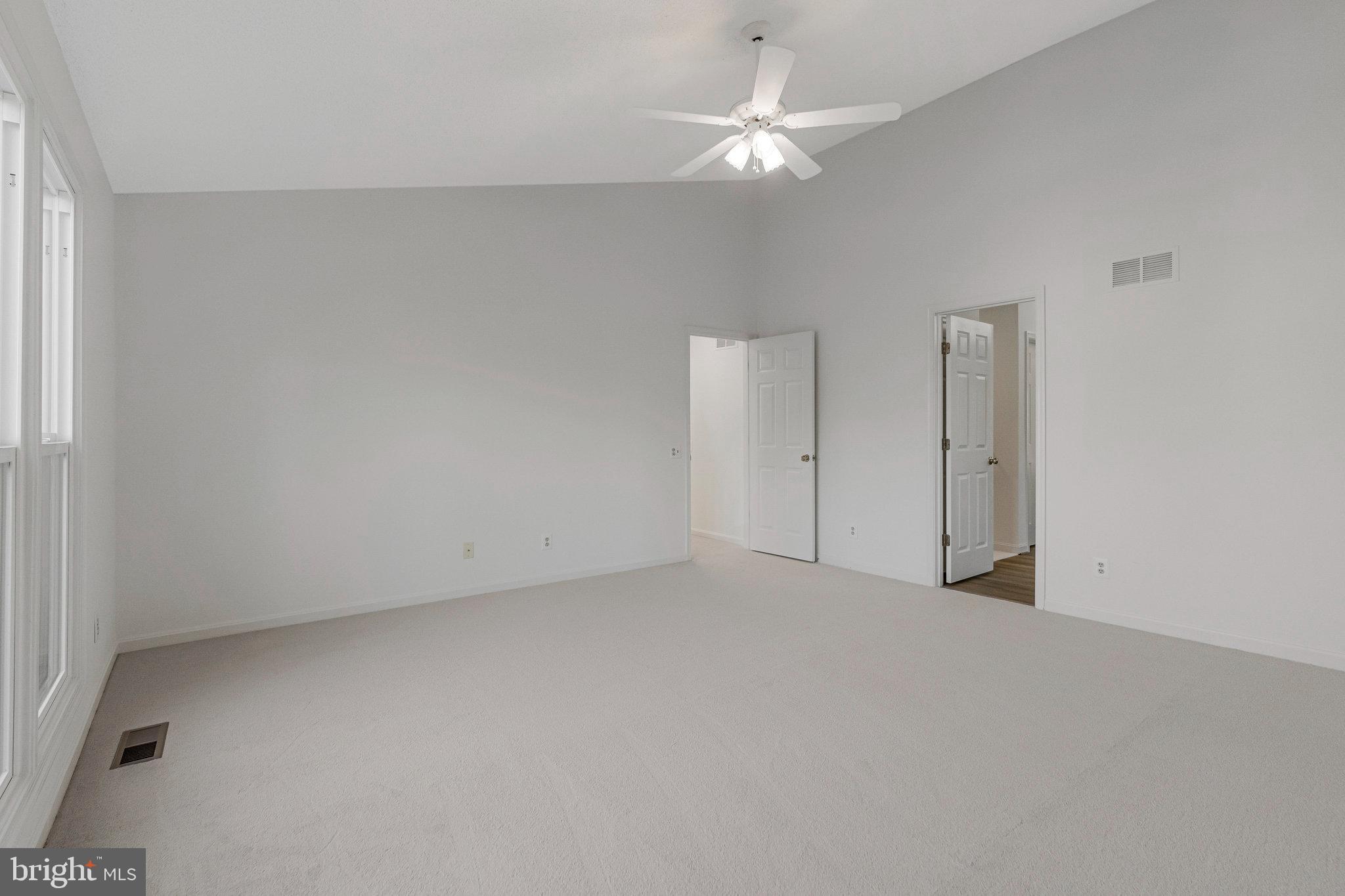 714 CLAIRMONT COURT NE