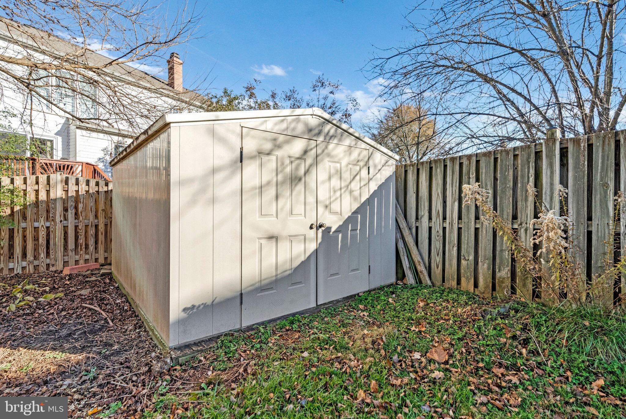 714 CLAIRMONT COURT NE