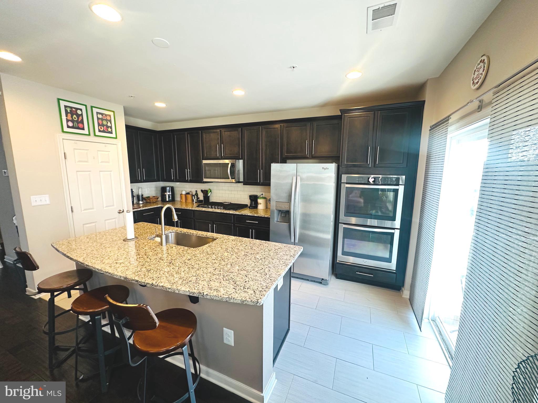 25576 TOLAR SQUARE