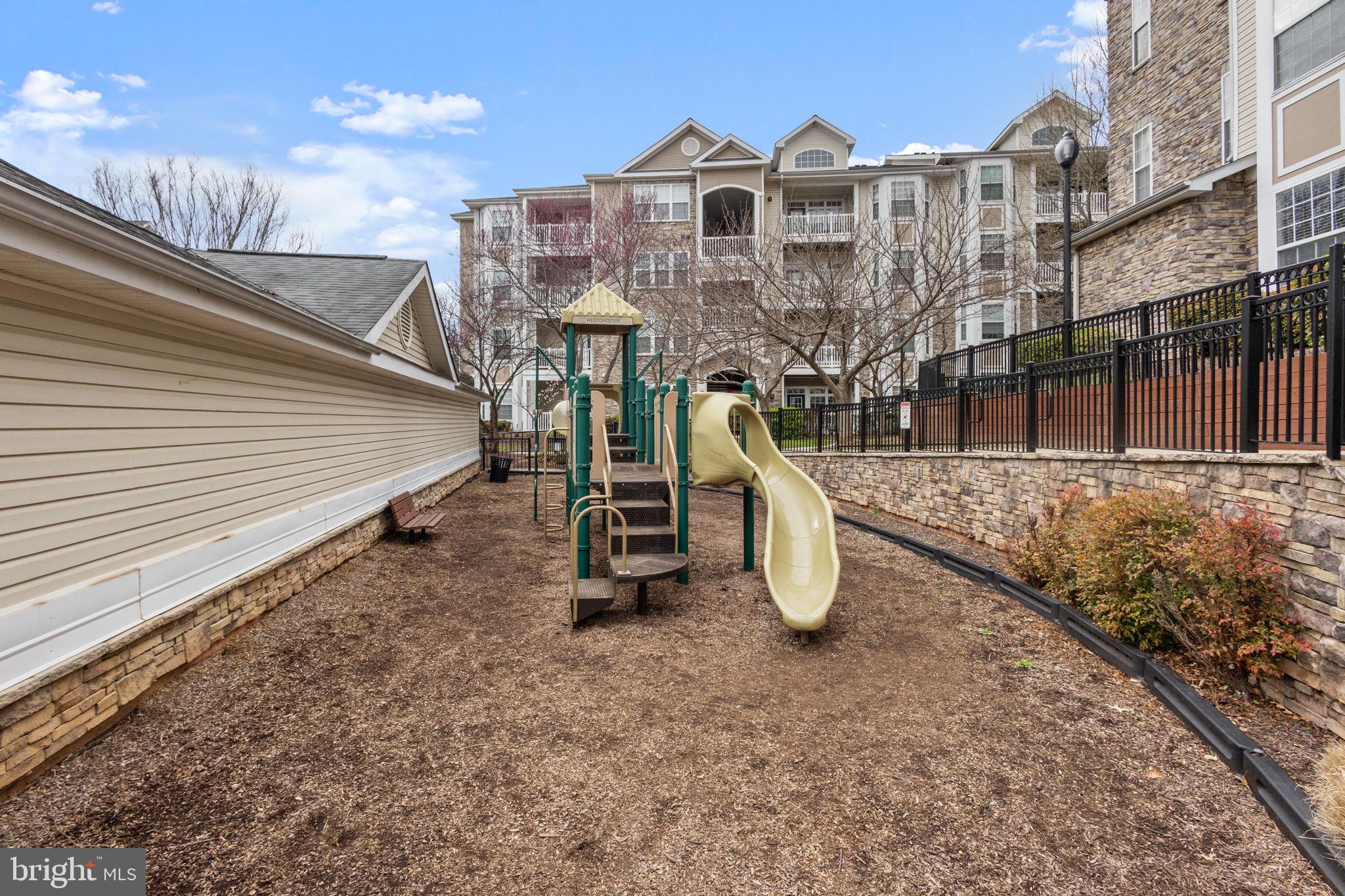 508 SUNSET VIEW TERRACE SE 302